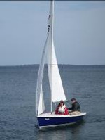 Wayfarer dinghy sailors